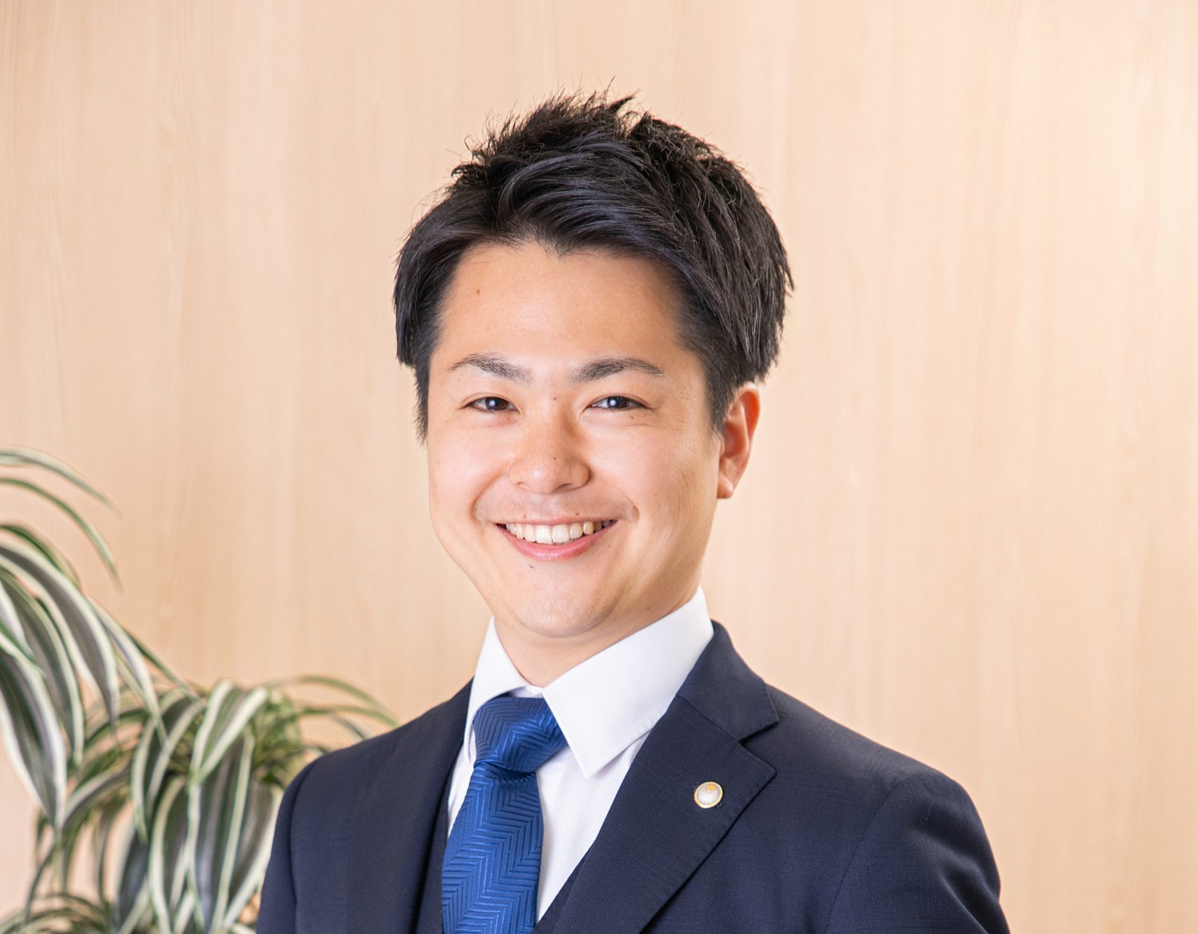代表者　写真アップ